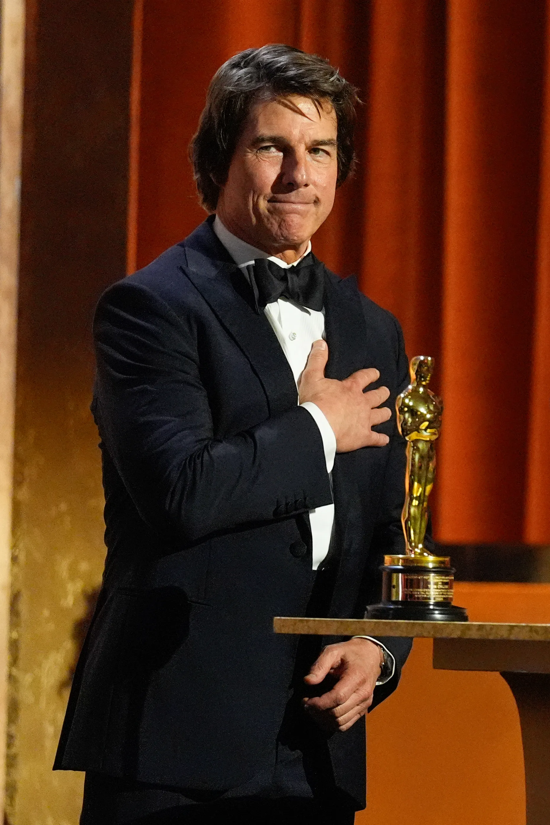 Tom Cruise finally gets his Oscar moment with a lifetime achievement trophy at the Governors Awards | WCBD News 2