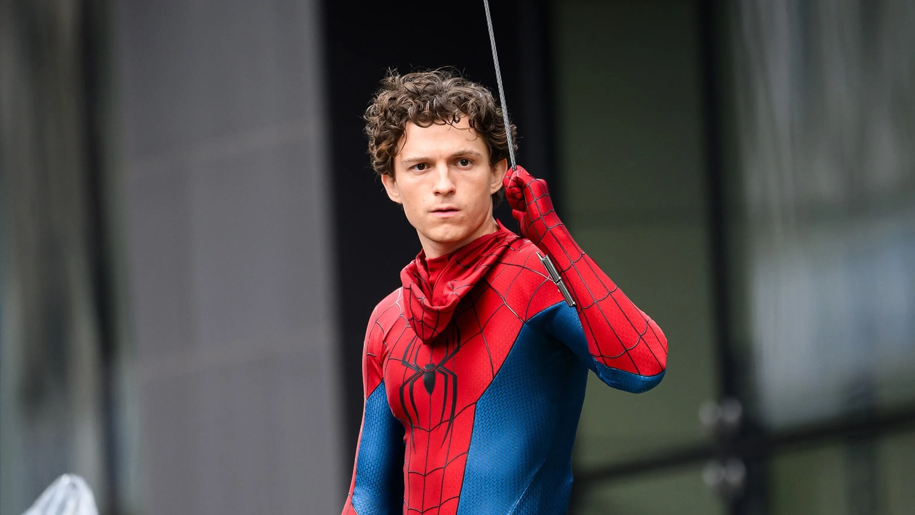 Tom Holland suffers concussion while filming 'Spider-Man: Brand New Day' - ABC News