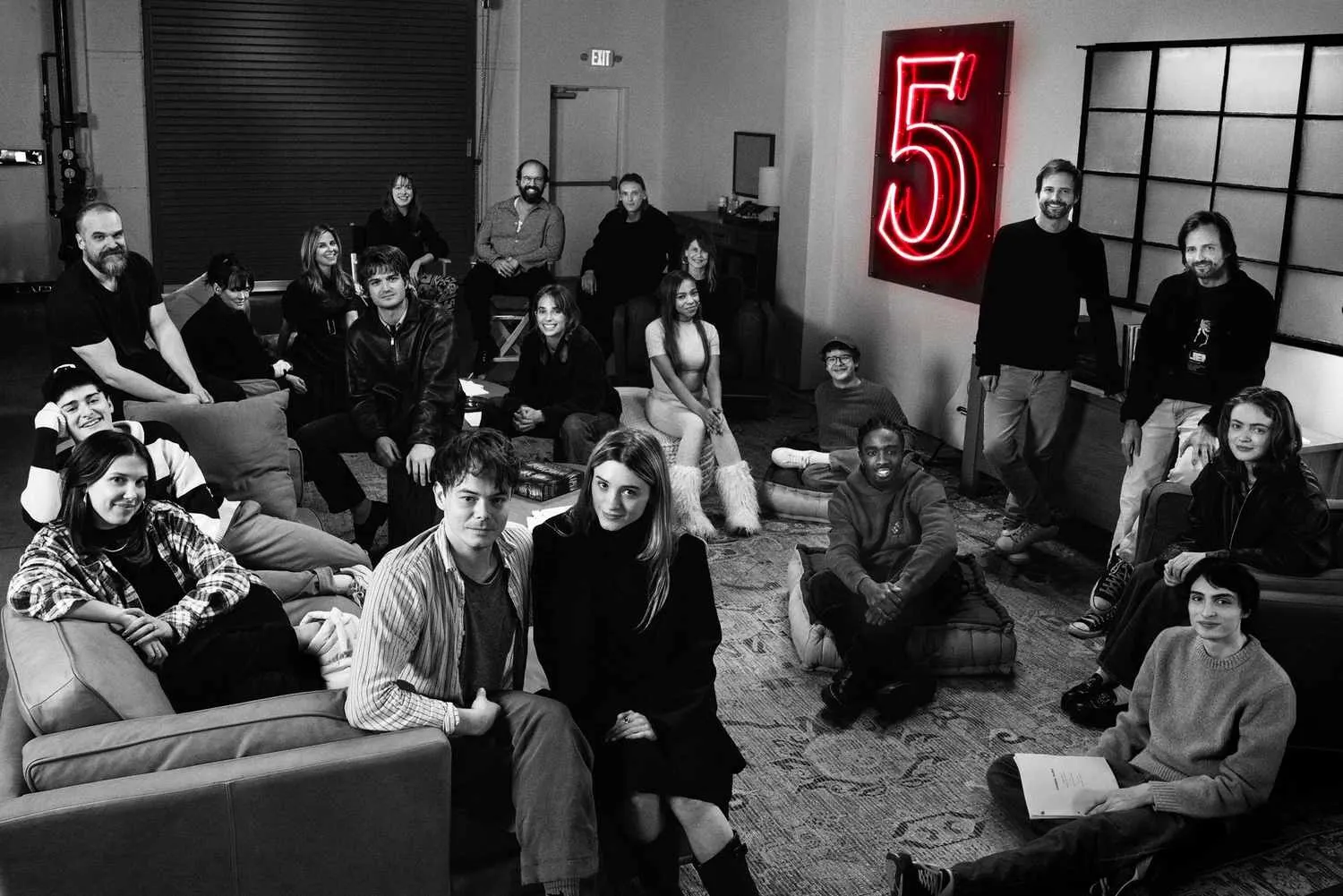 stranger-things-season-5-010824-375b70f86cb54e48acbec7326ee975ff