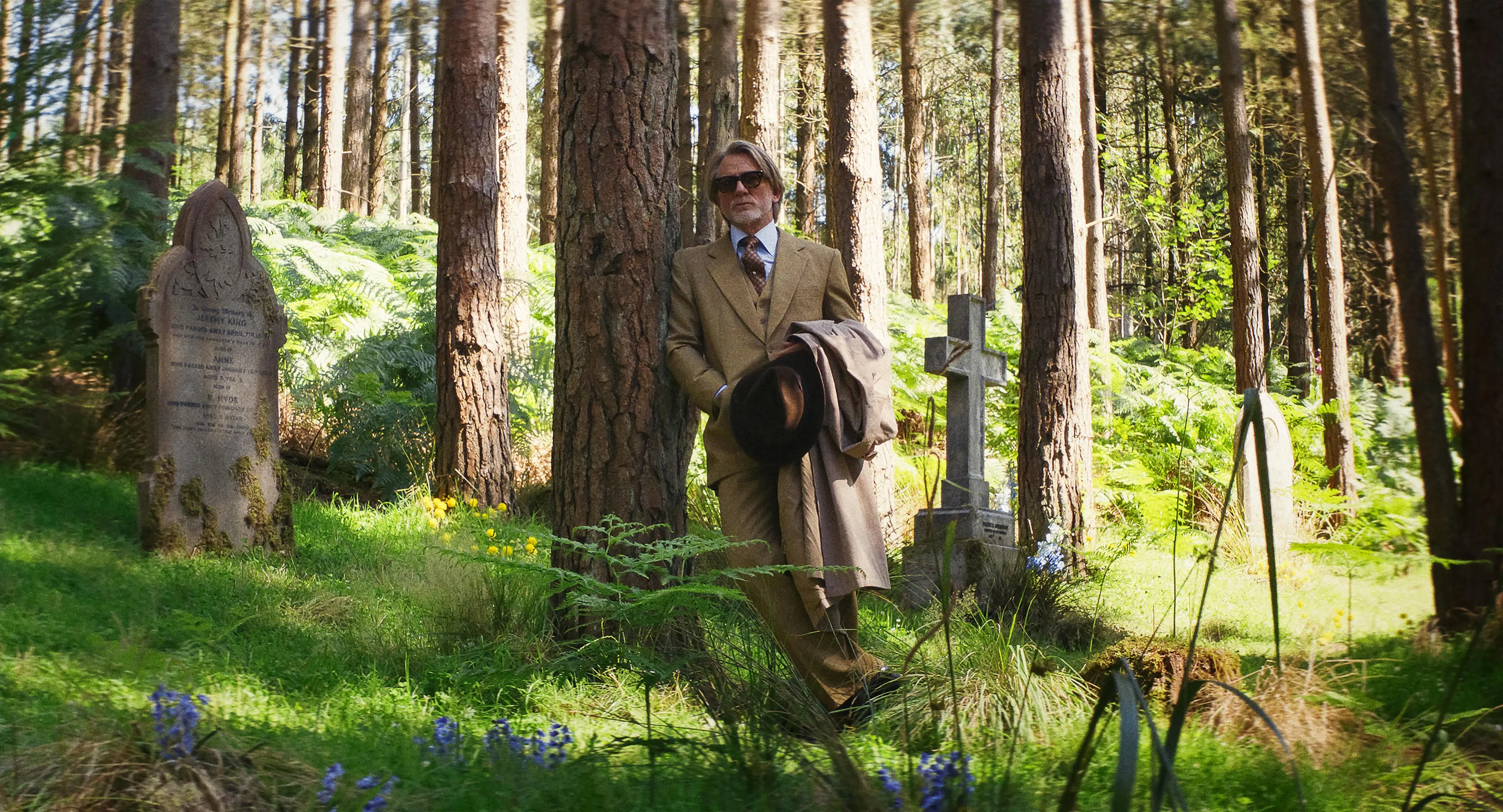 Wake Up Dead Man: Knives Out 3 Trailer Stars Daniel Craig for Netflix